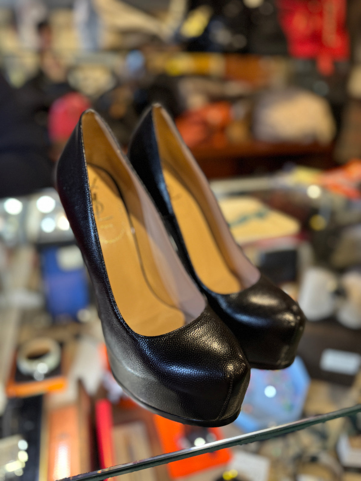Tacones YSL Negro Caviar
