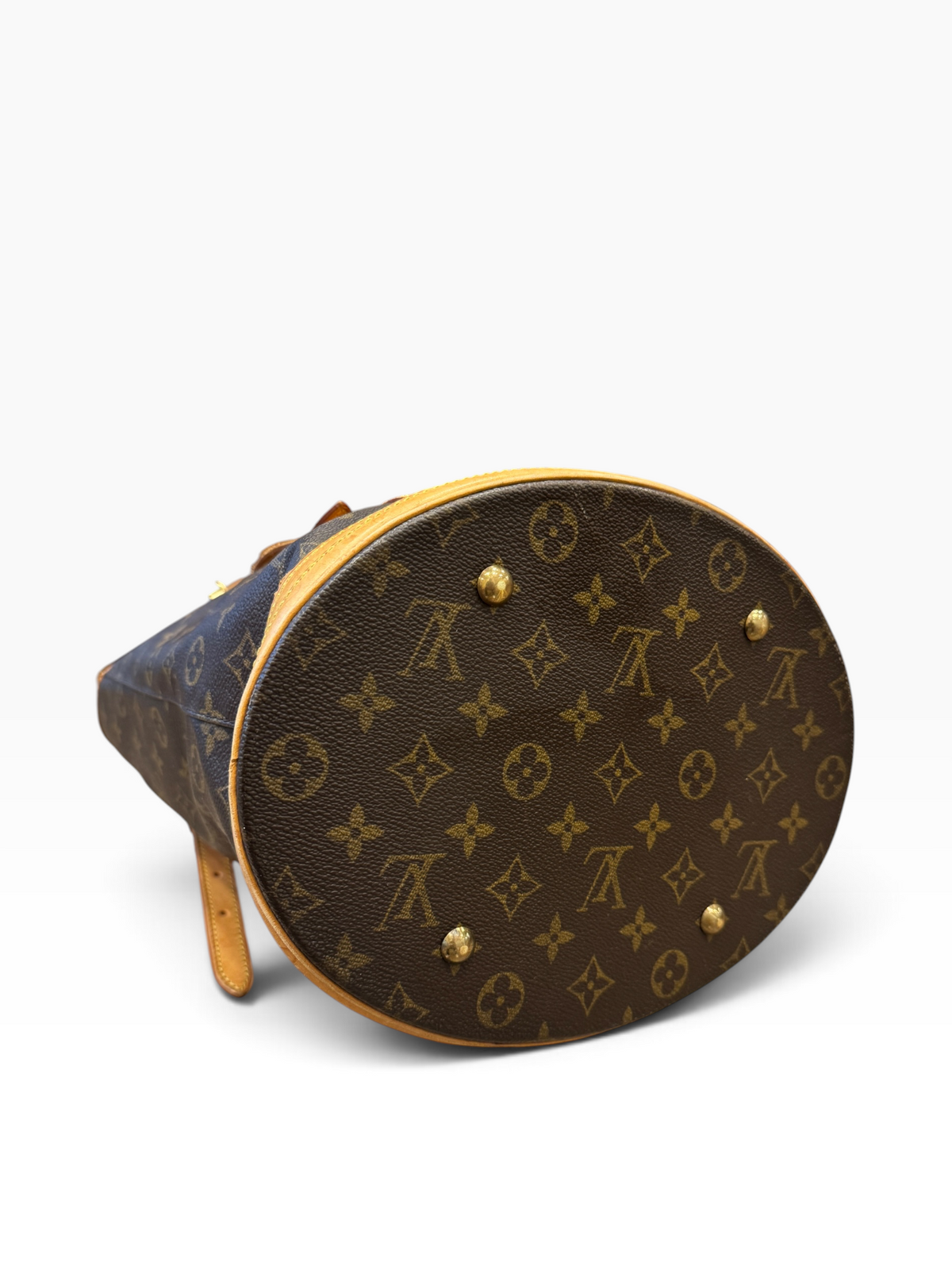 Louis Vuitton GM Bucket Bag