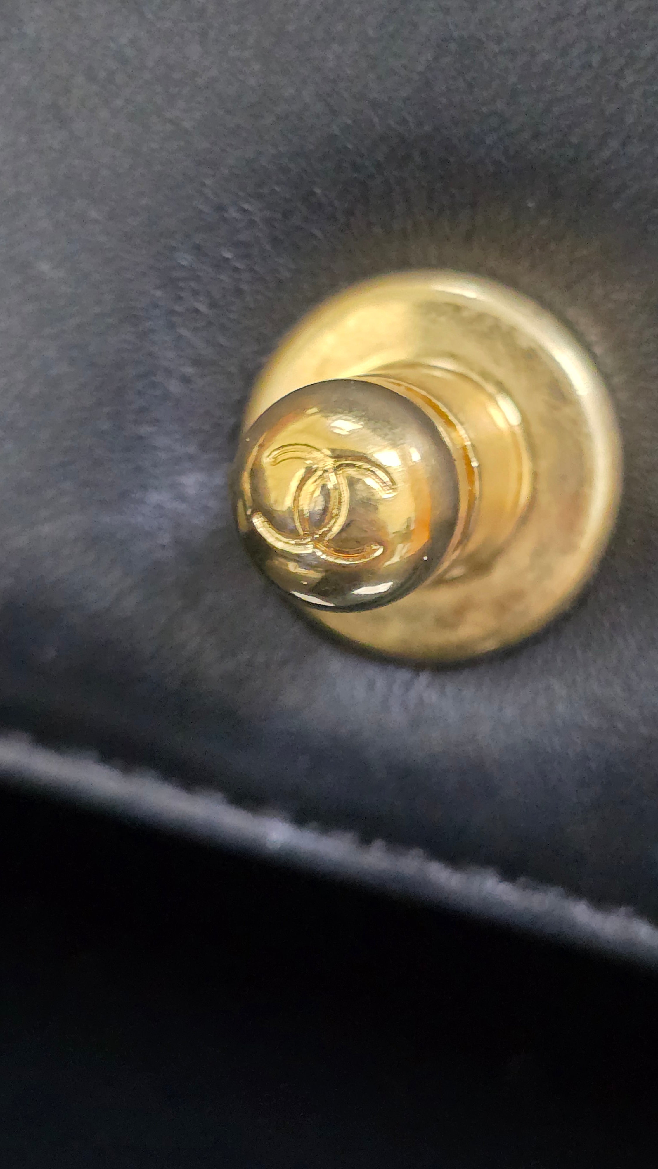 BOLSO CHANEL BOY BAG NEGRA.