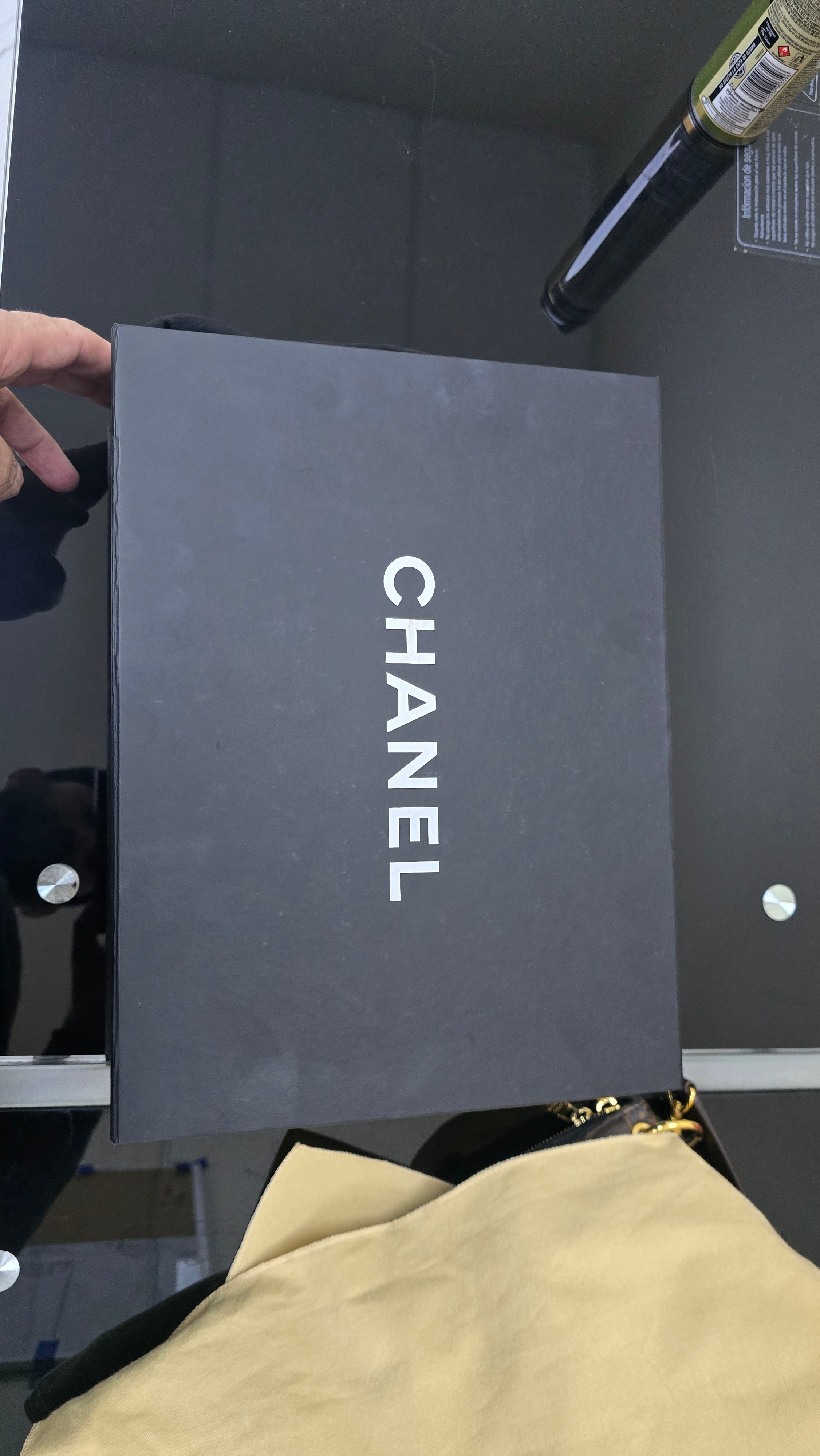 BOLSO CHANEL BOY BAG NEGRA.