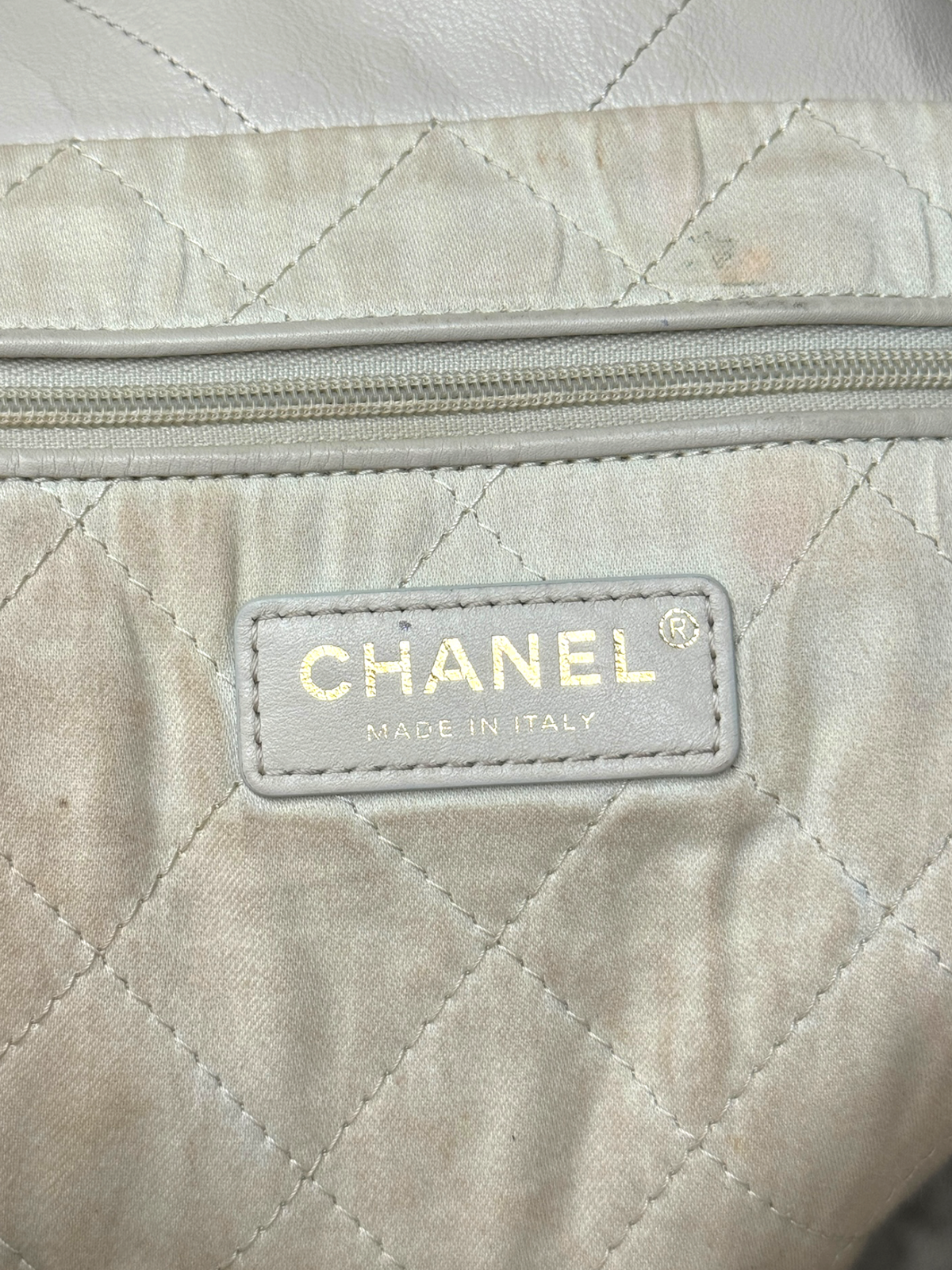 Chanel 22 Hobo Bag Small Ecru
