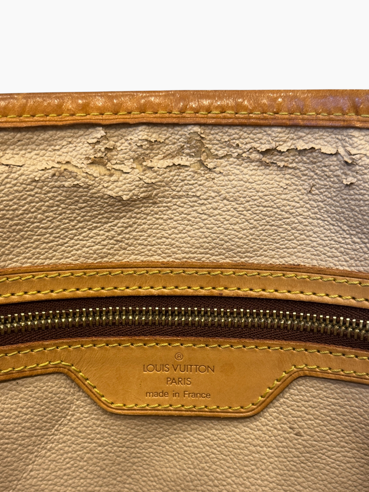 Louis Vuitton GM Bucket Bag