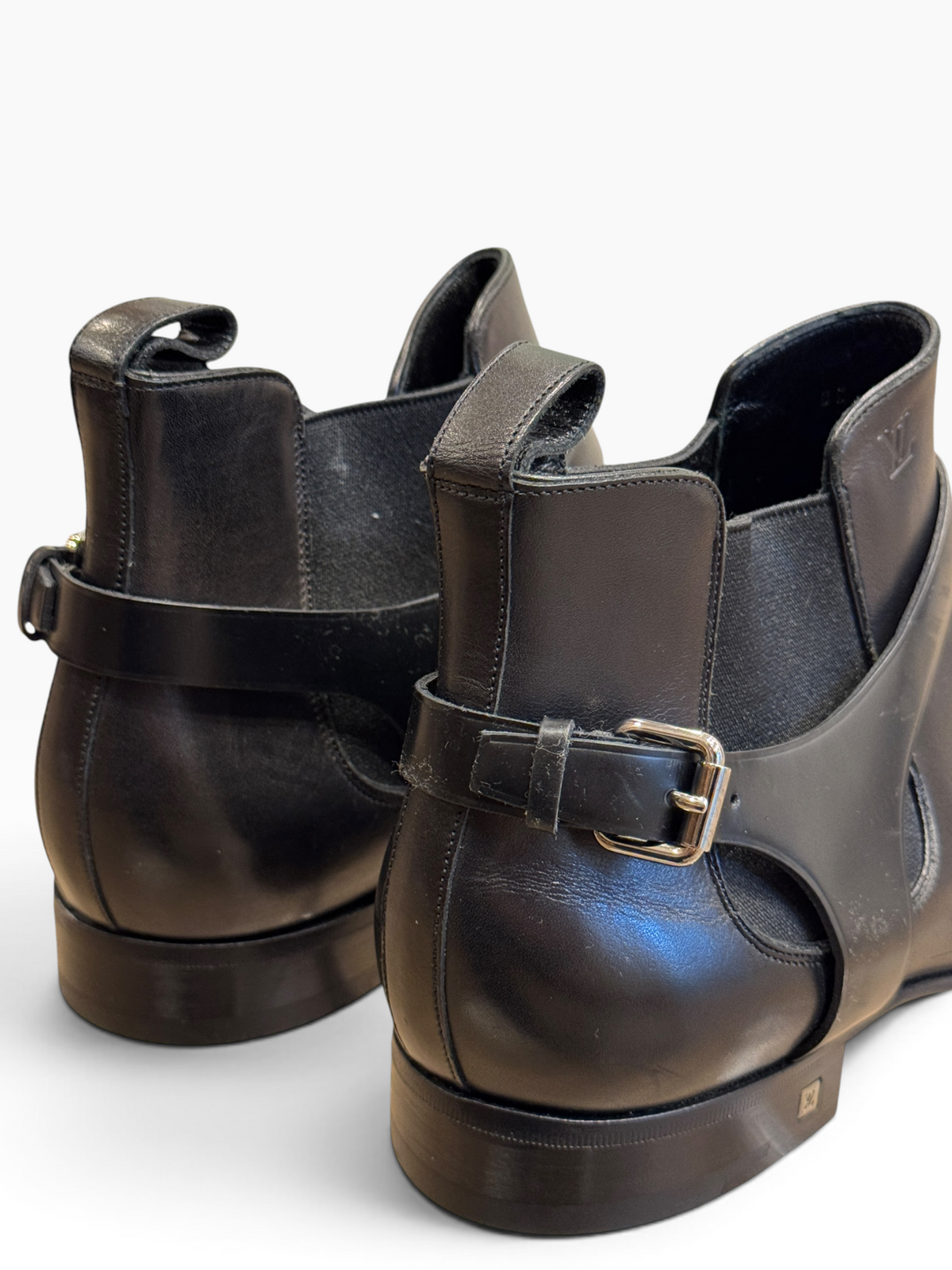 Louis Vuitton Men`s Greenwich Leather Ankle Boots