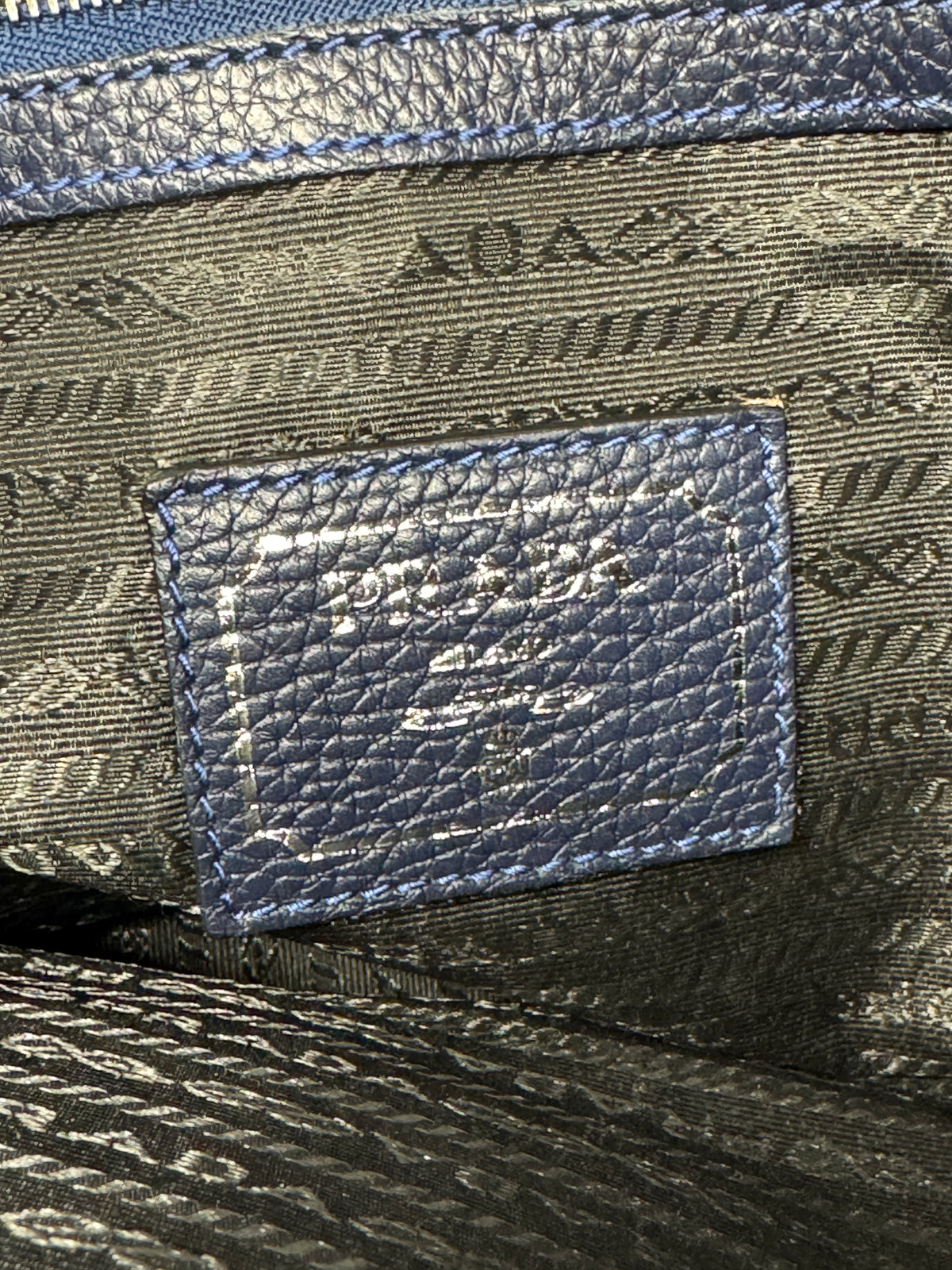 Prada Vitello Daino