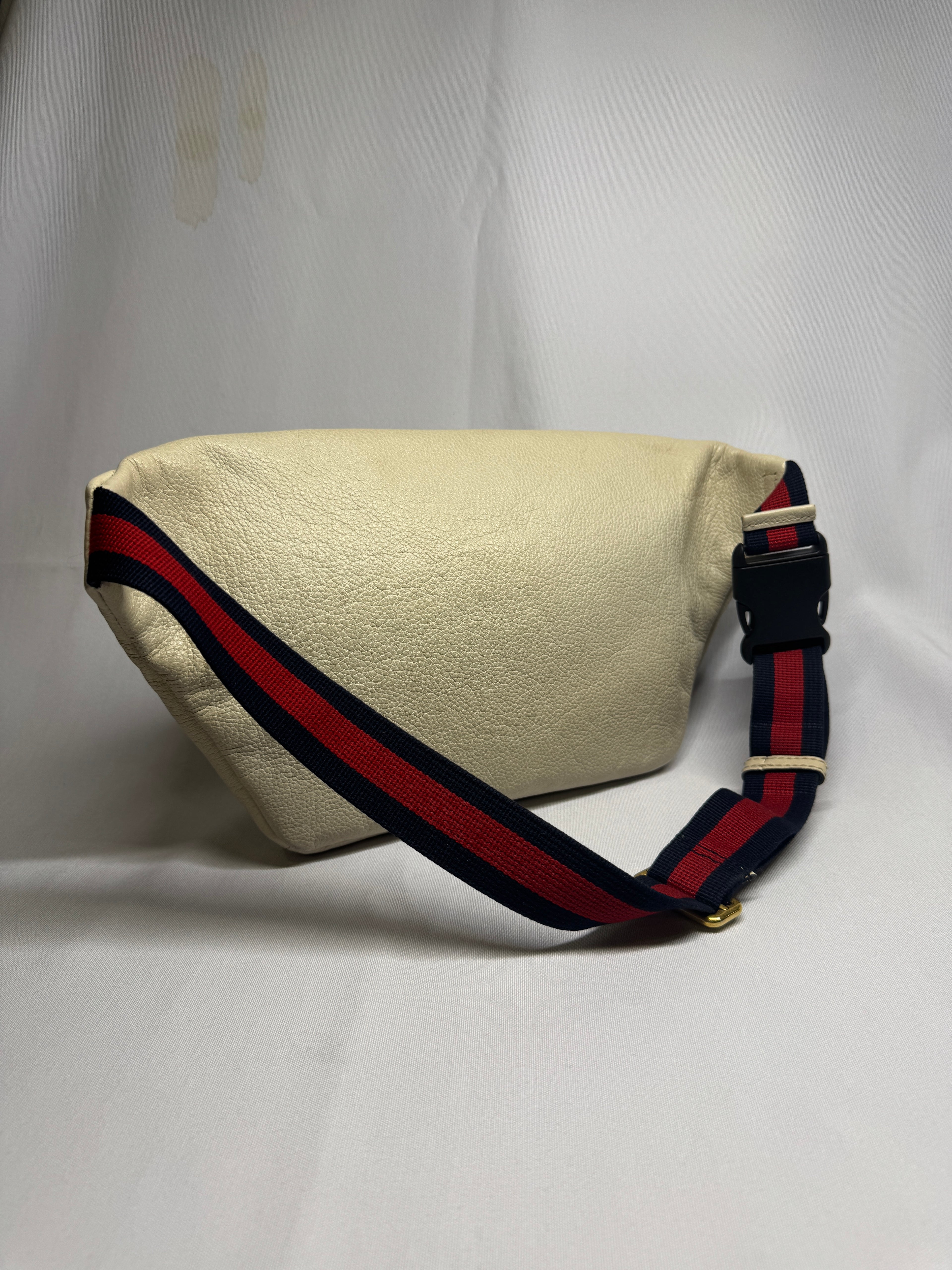 Cangurera Gucci Piel Logo