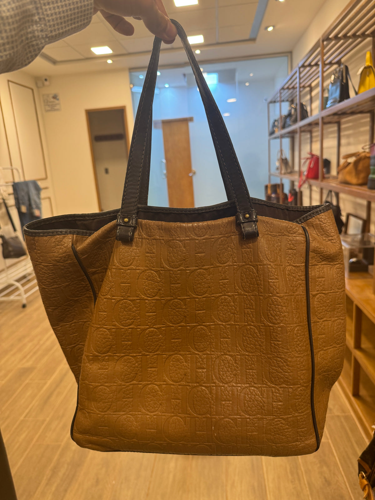 Carolina Herrera Tote Monogram Cognac