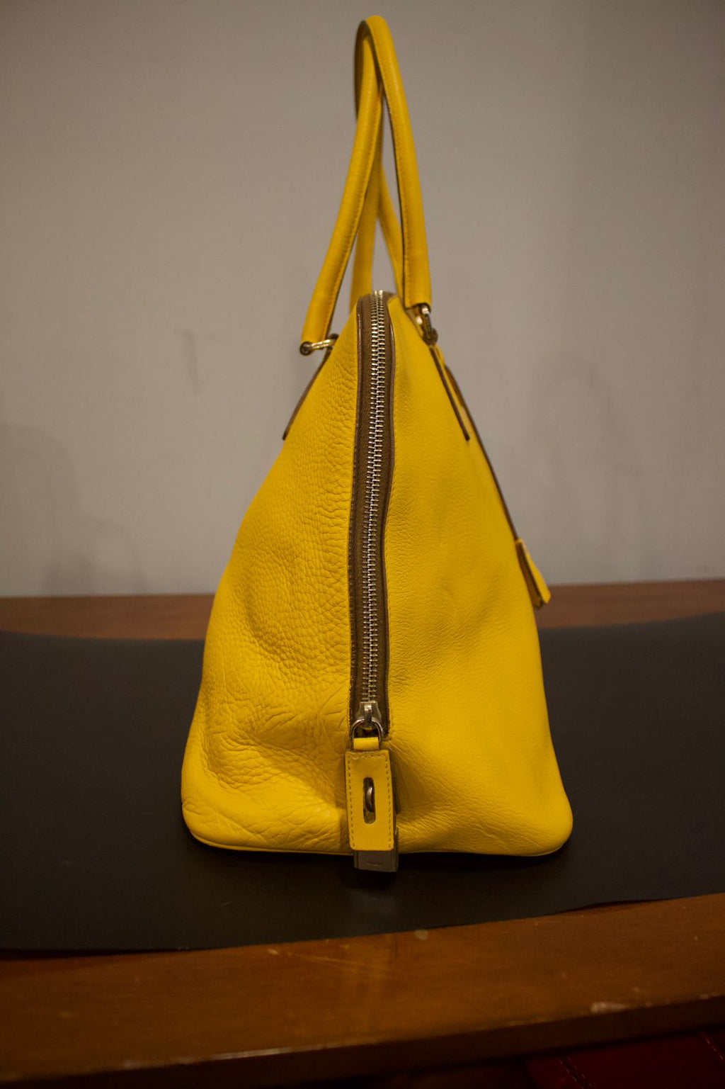 Bolso Prada Galleria Amarilla
