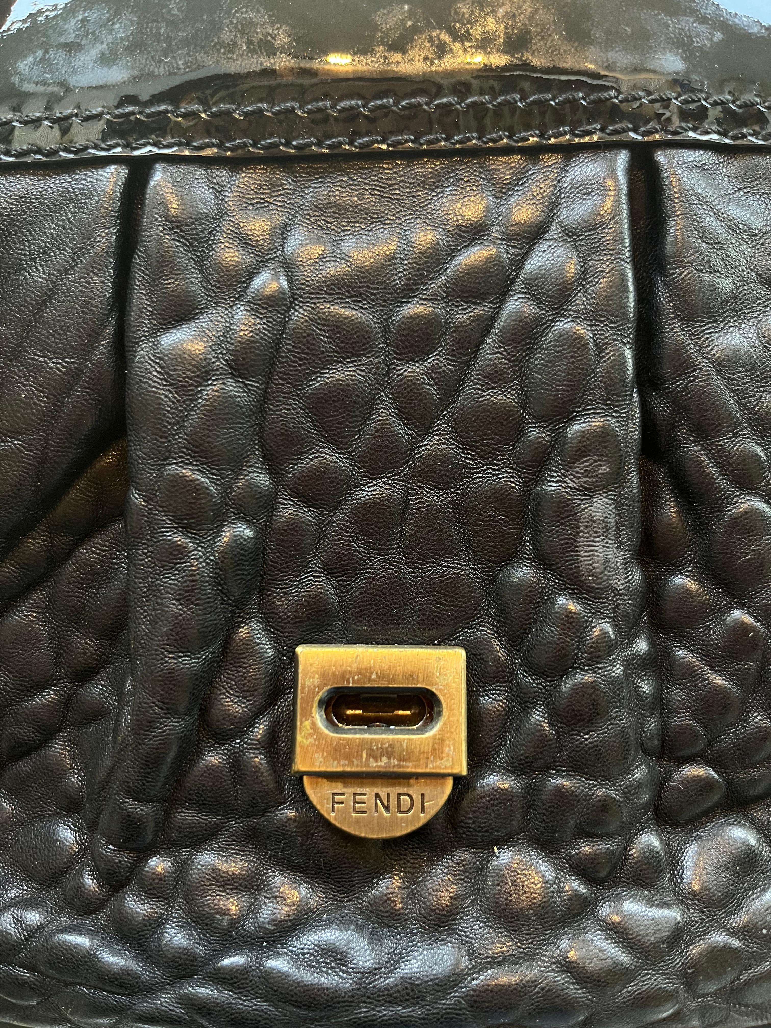 Bolso de Hombro Fendi con detalles de cadena y logo FF