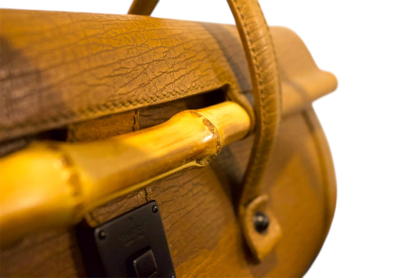 Bolso Gucci Bullet de Bambú Vintage en Piel Color Miel