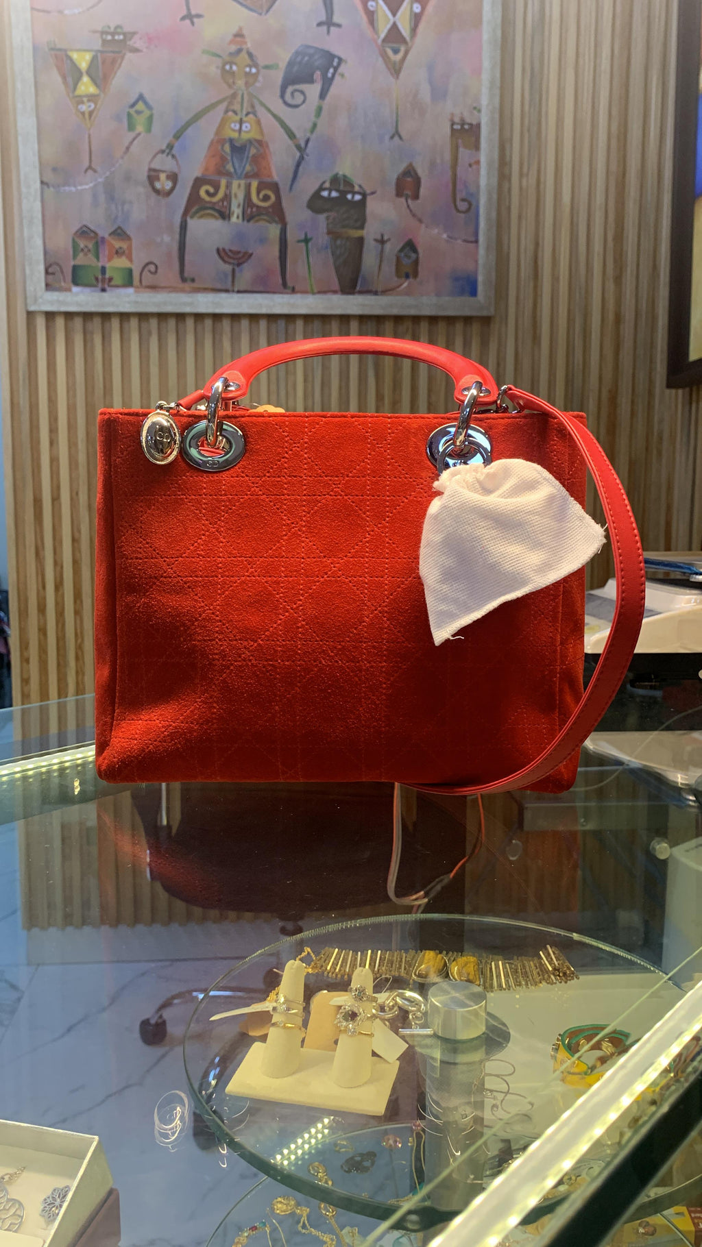 Bolso Christian Dior Lady Dior Medium en Gamuza Roja – Era Galliano